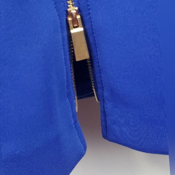 VINCE CAMUTO Dress - Picture 7 of 10